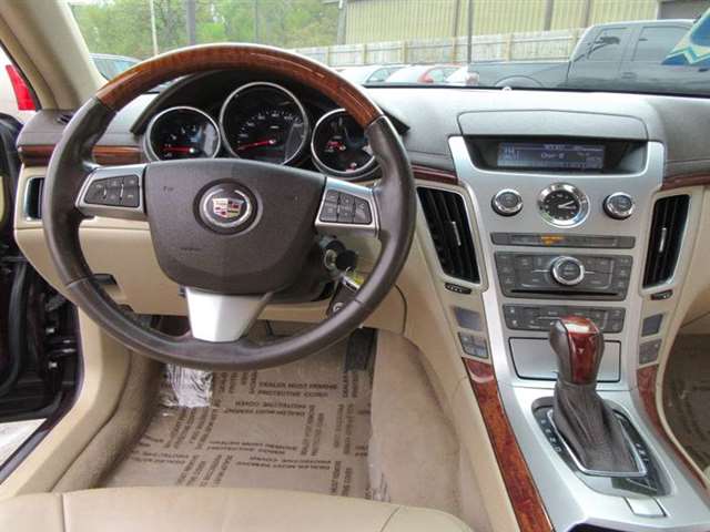 2010 Cadillac CTS AWD 3.0L V6 Luxury 4dr Sedan